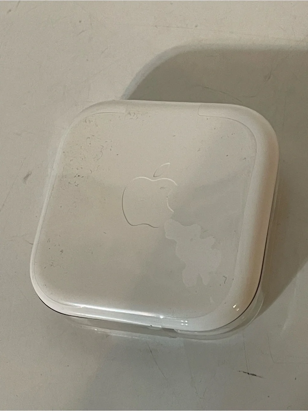 Apple Wired Earbuds with Case